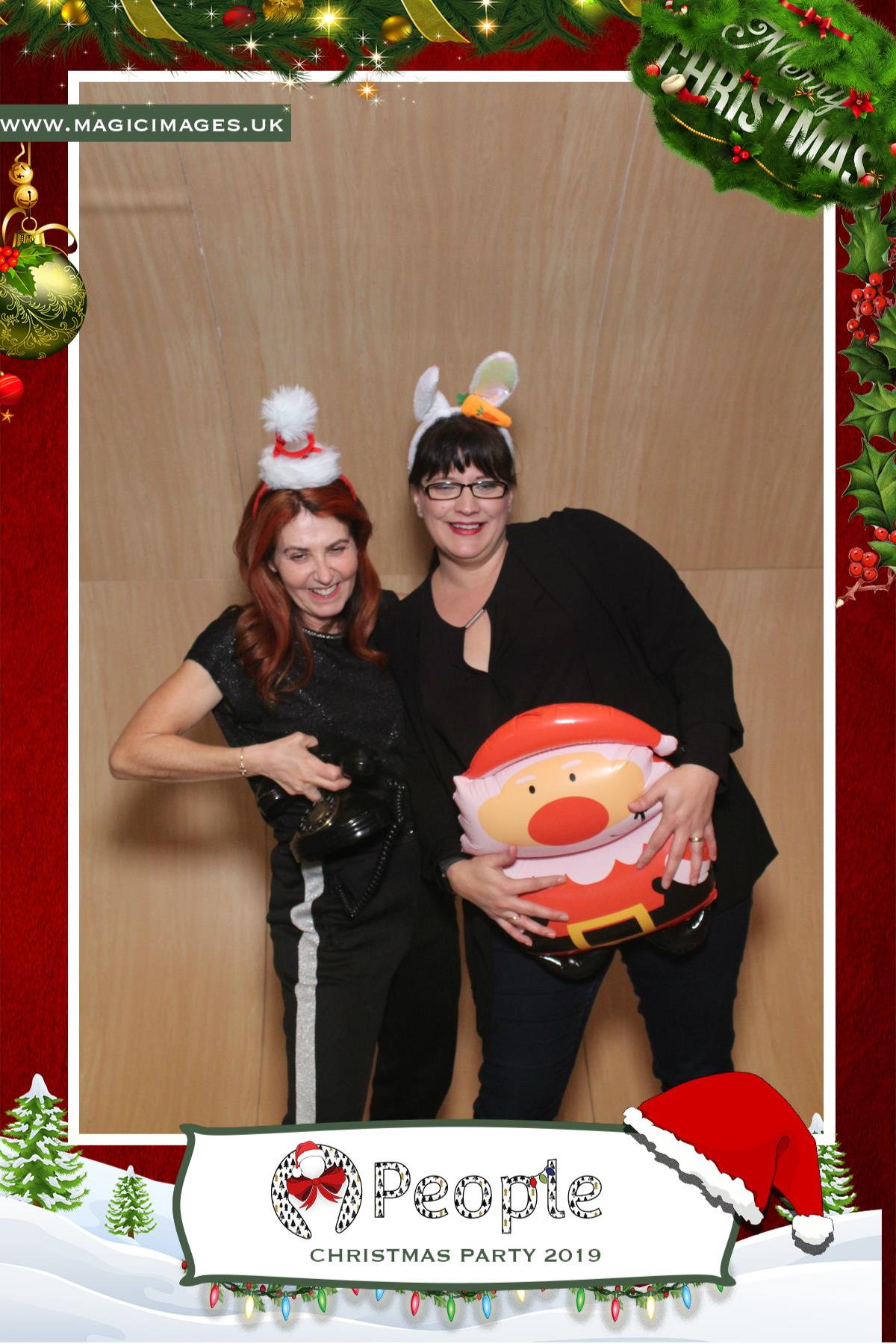 People Christmas Party 2019 | View more photos from the event at gallery.magicimages.uk/u/MagicImages/People-Christmas-Party-2019